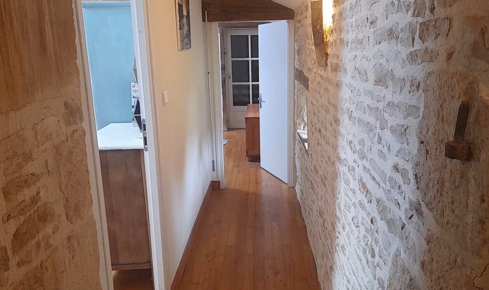 Upstairs corridor