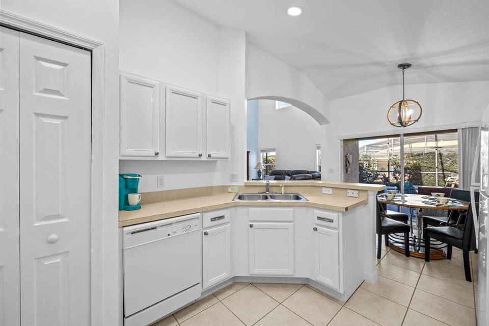 Kitchen 1