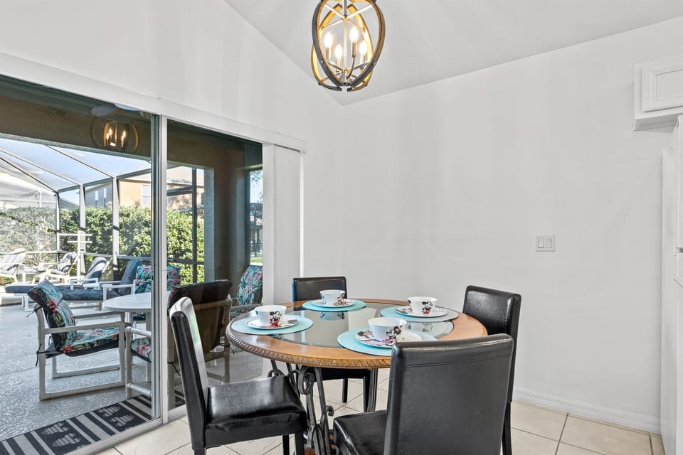 Breakfast Table