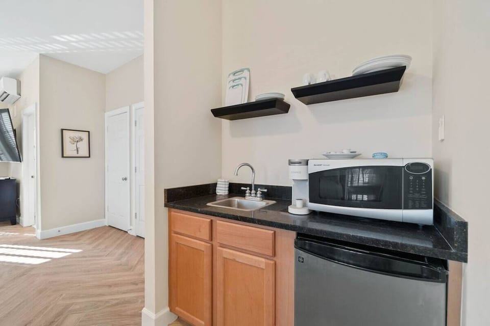 Kitchenette with Mini Refrigerator