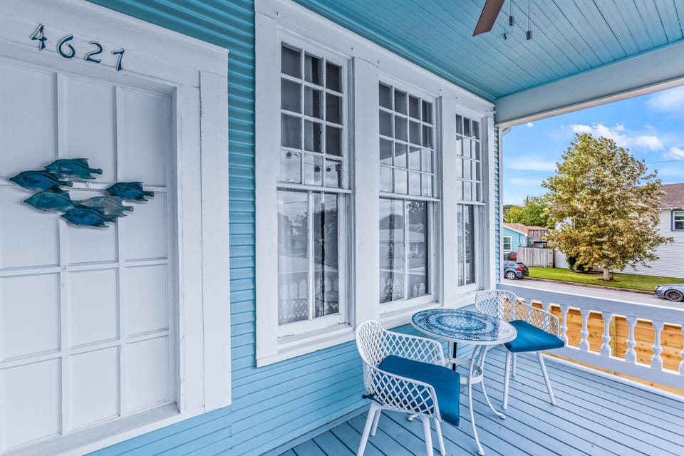 Lots to look at perched above it all on this cool and calming patio