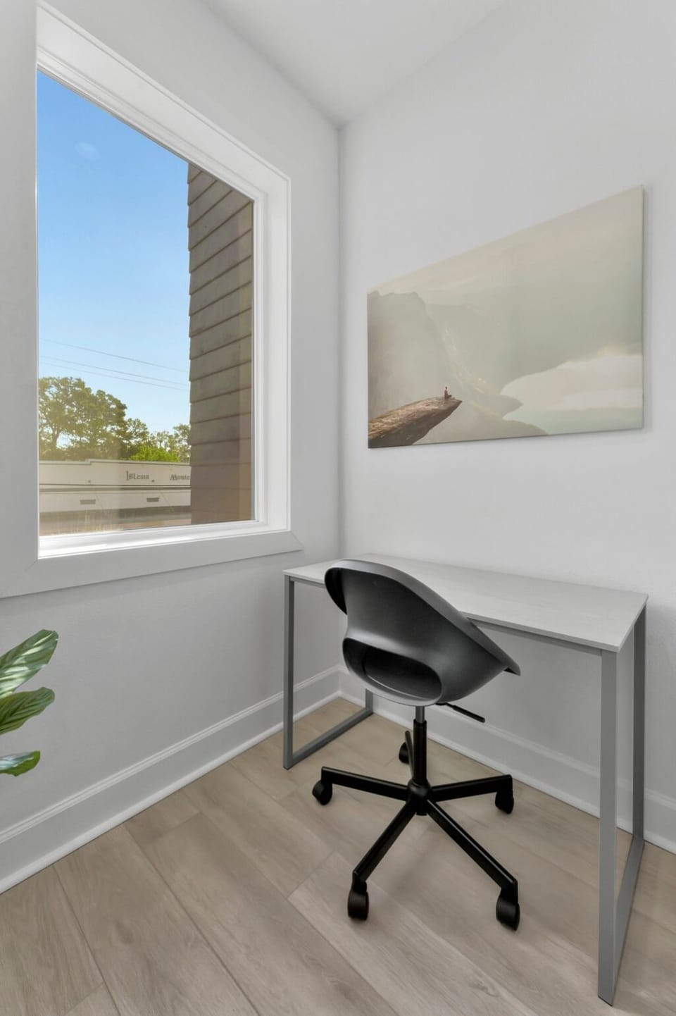 Need to attend to work? Feel free to set up your laptop in the workspace.