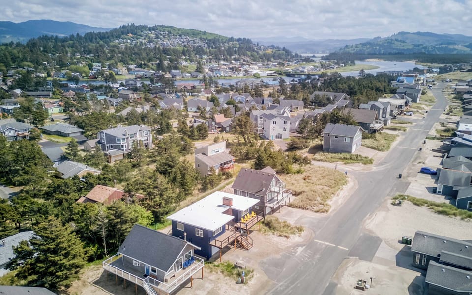 The Rock Inn Yacht-125