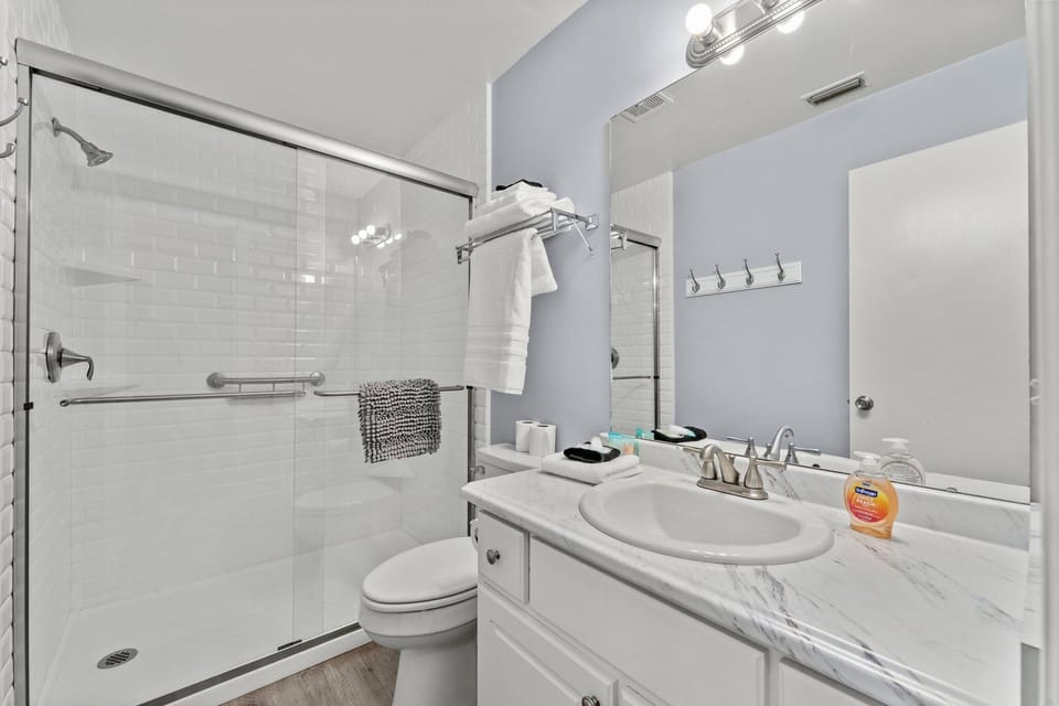 1st Floor Full Bath