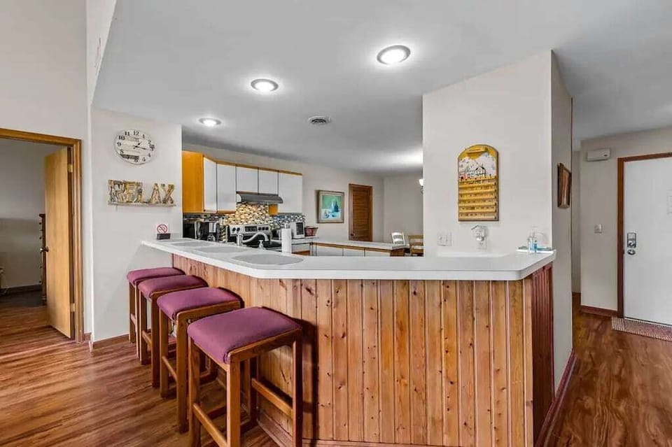 Reed's Retreat's fully equipped kitchen