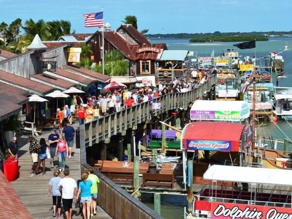 John's Pass - 25min Drive