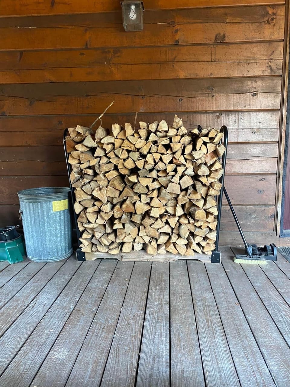 Firewood for wood stove