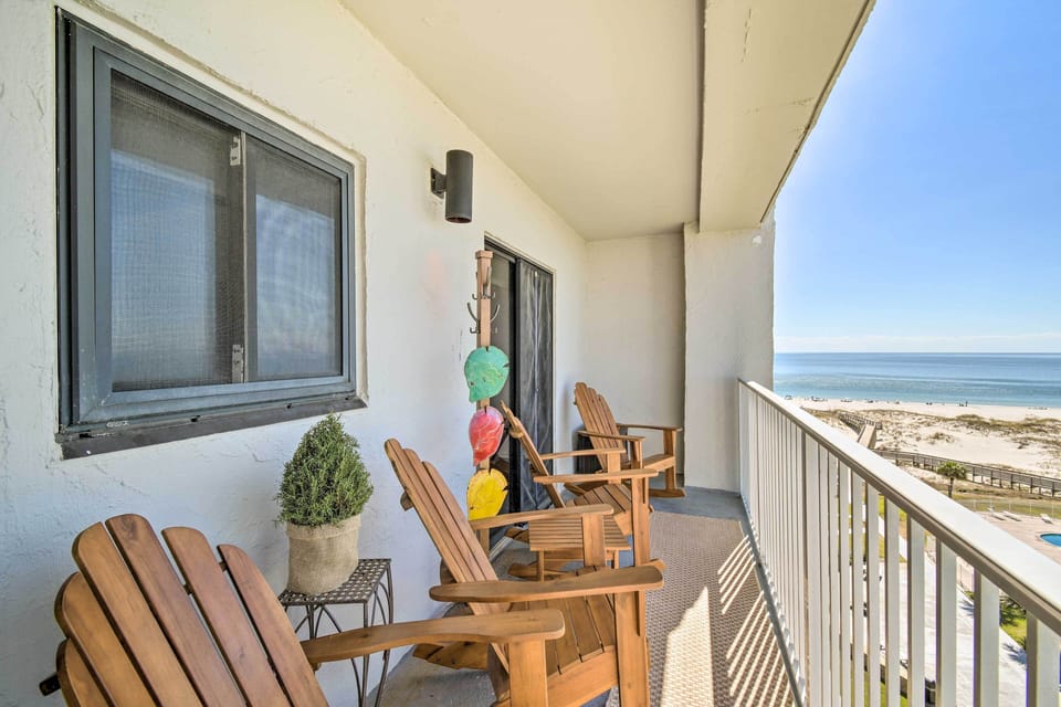 Gulf Shores Vacation Rental | 2BR | 2BA | Elevator Access | 765 Sq Ft