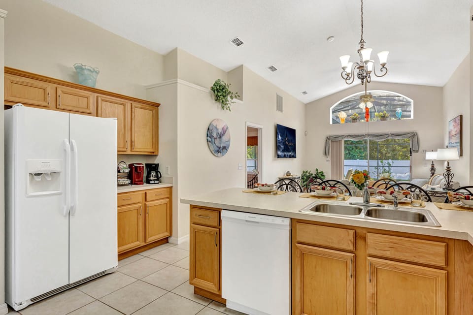 Wake up and make your favorite morning drink with a dedicated coffee nook. 
