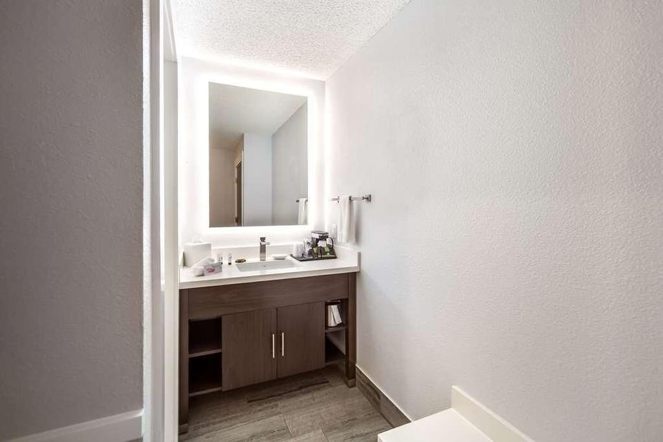 Bathroom with the essential toiletries provided!