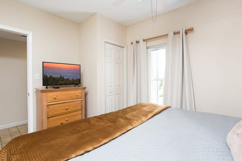 Smart TV Bedroom!