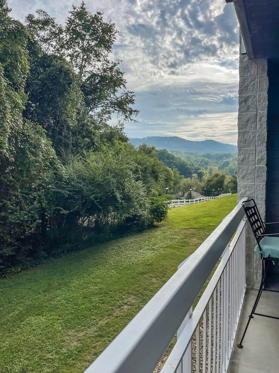 Mountain Views From Porch!