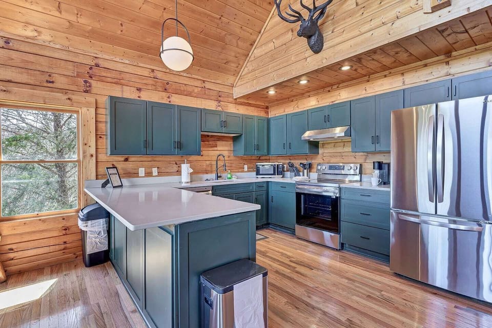 Congregate in the great room in a fully renovated and equipped kitchen. 