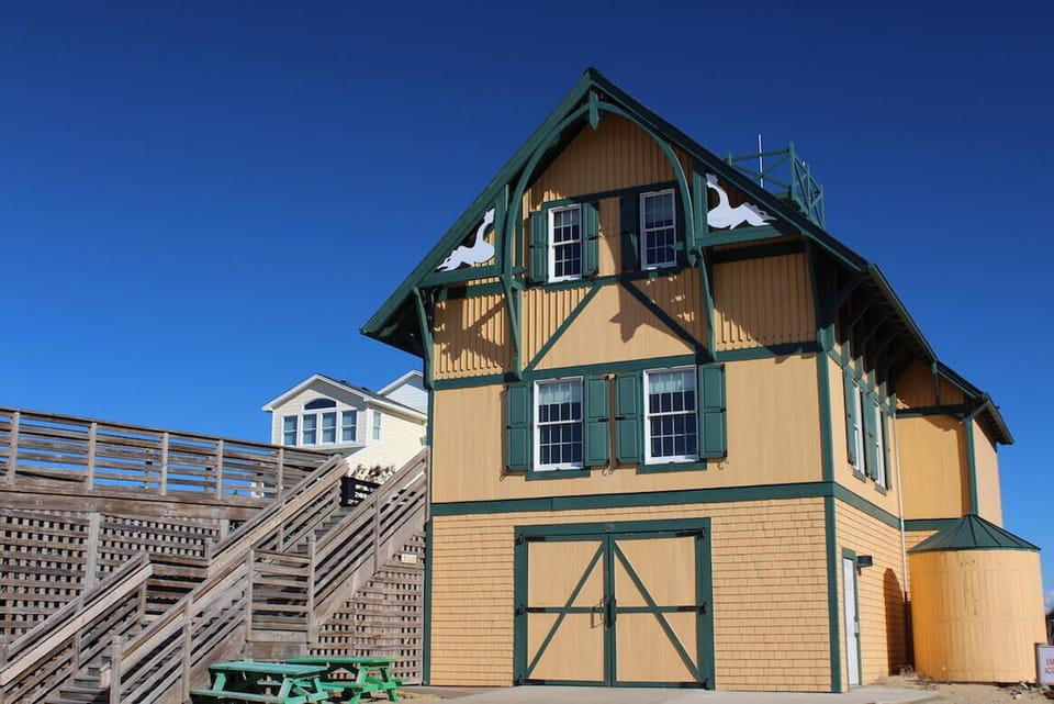 Historic Lifesaving Station at Kill Devil Hills Beach Access
