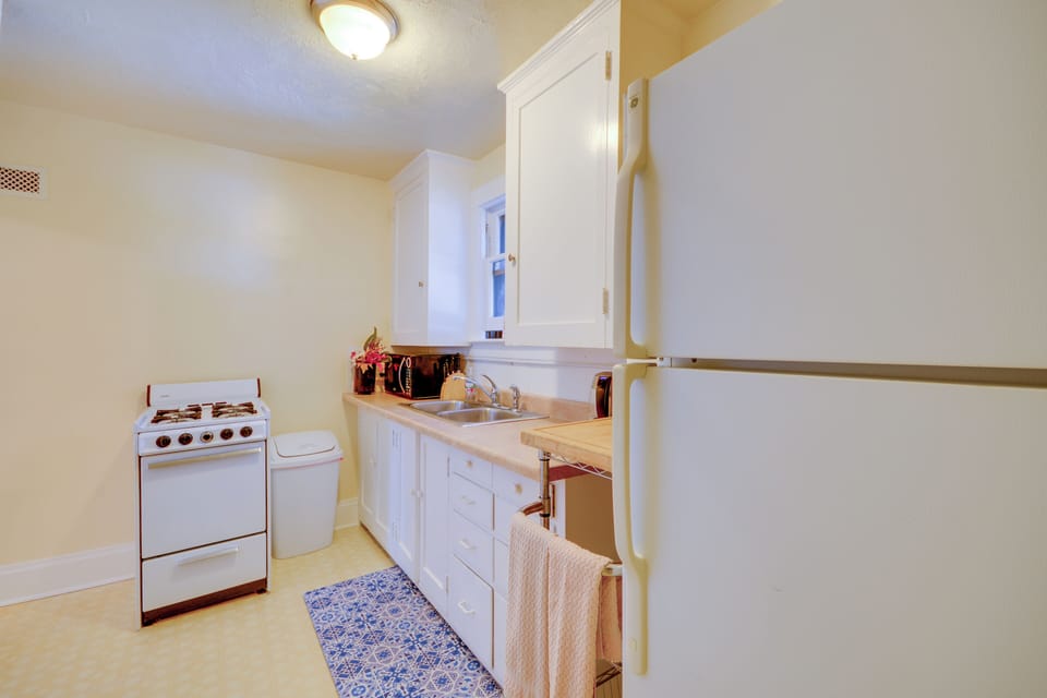 Kitchen | Coffee Maker | Coffee Grinder | Crockpot | Cooking Basics