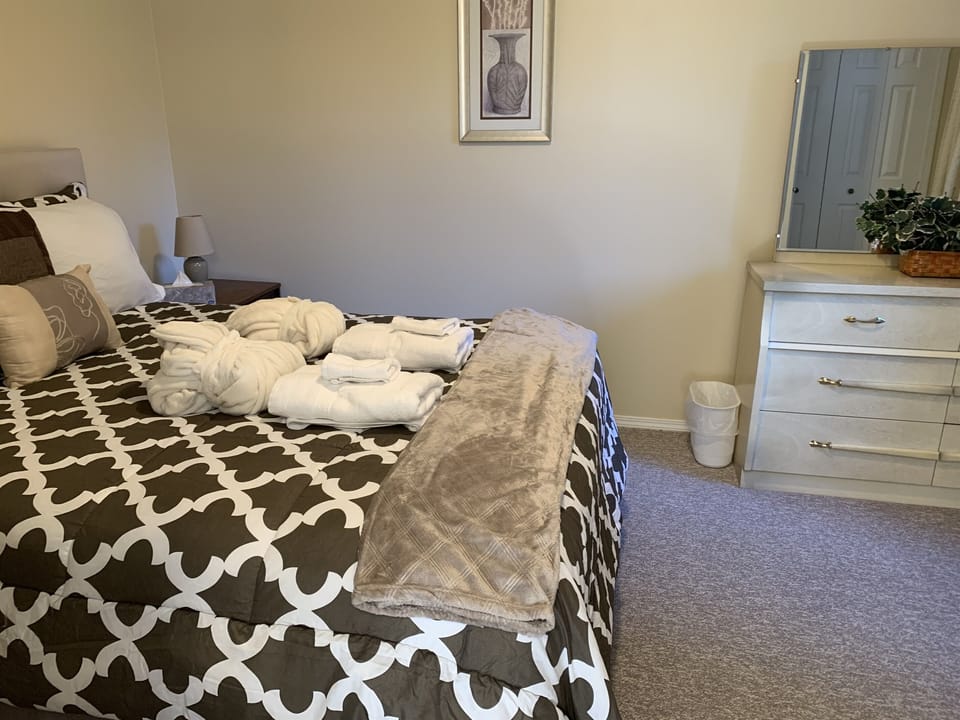 Bedroom #2 with Queen Bed, Dresser, Mirror