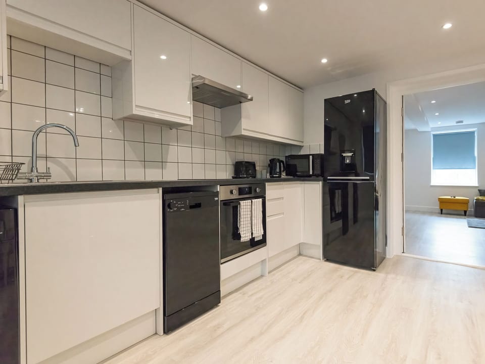 Kitchen/diner | Bridge Cottage and Apartments - The Suffolk - Bridge Cottage and Apartments, Brandon