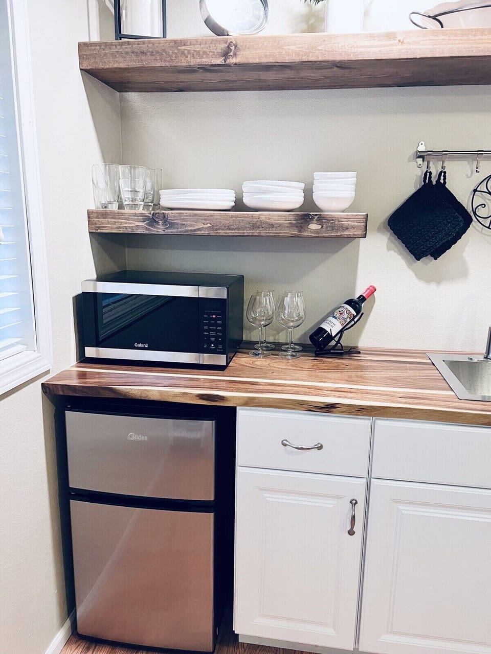 Kitchenette 