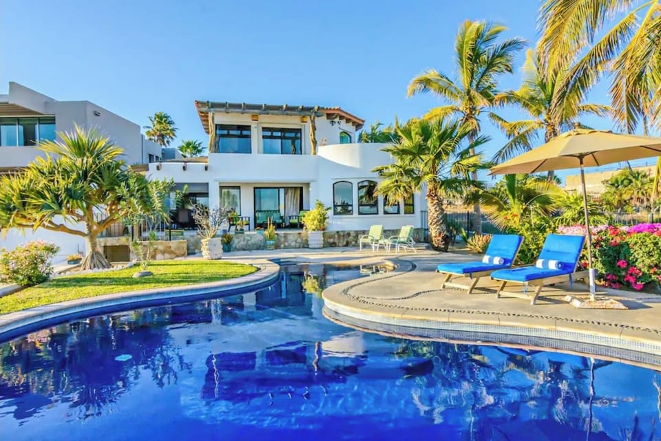 Private pool