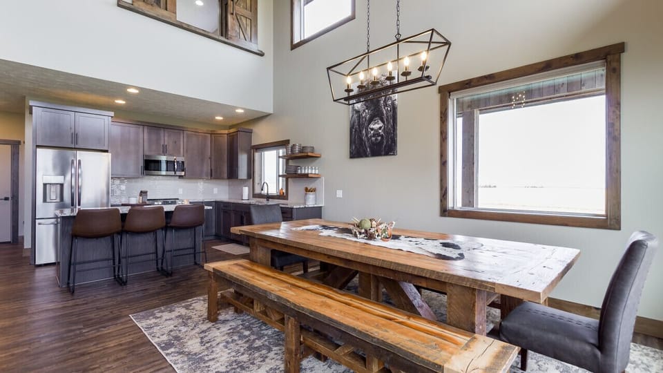Dining Room/Kitchen