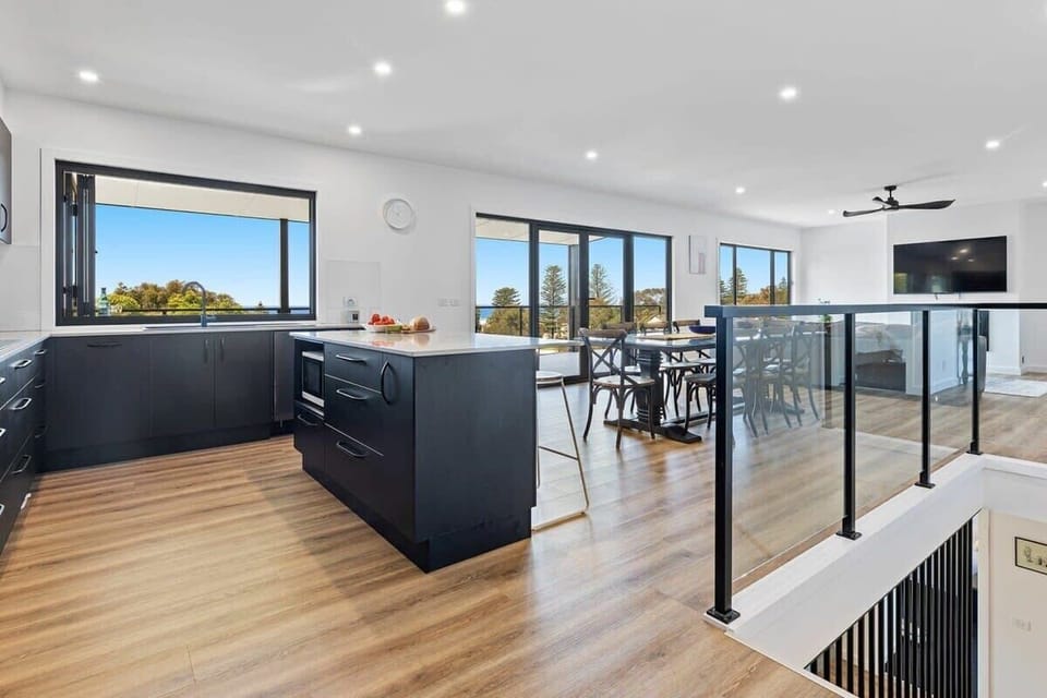Upper level open plan kitchen &living - spacious with ocean views!