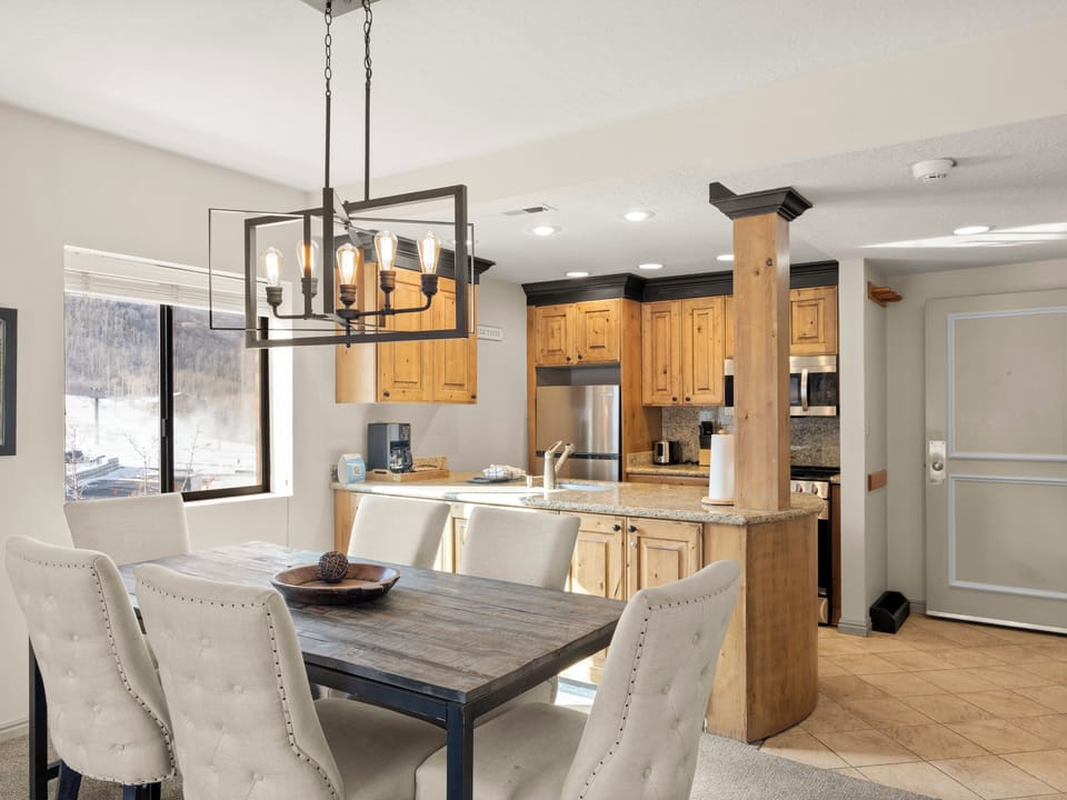 Dining / Kitchen