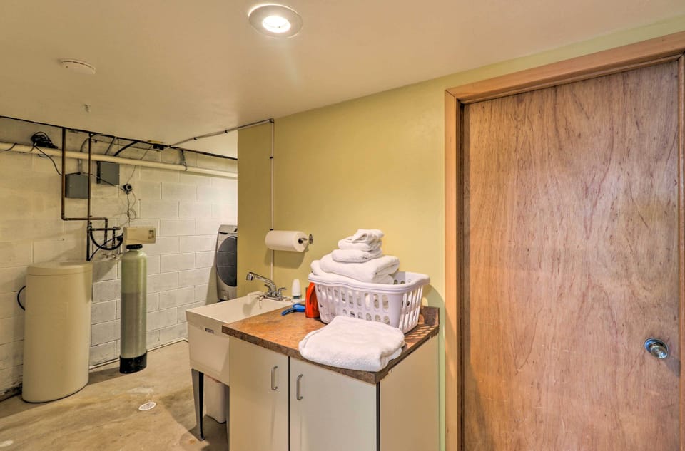 Laundry Room | Iron/Board