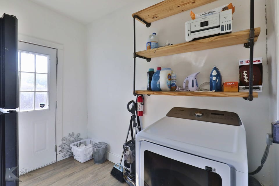 Business printer provided. Washer dryer.