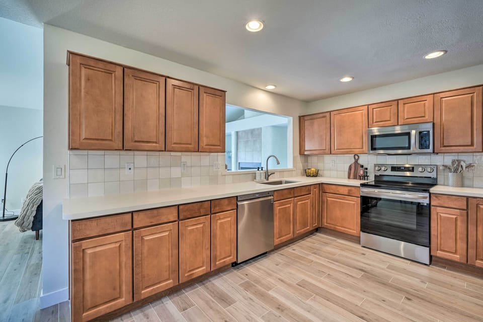 Kitchen | 1st Floor | Drip & Keurig Coffee Makers