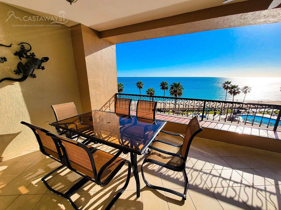 Balcony & Excellent Views