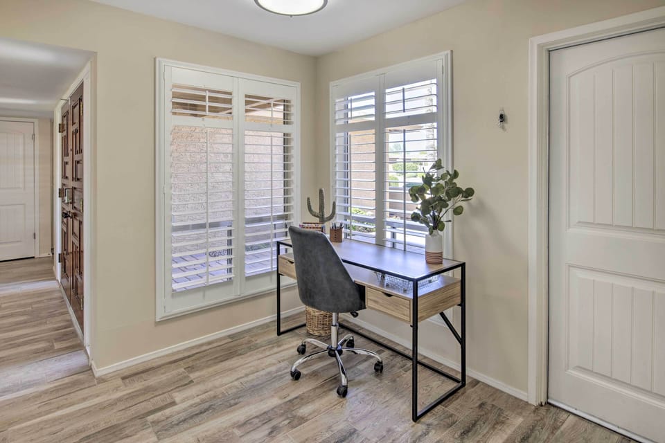 Study Nook | Laptop-Friendly Workspace