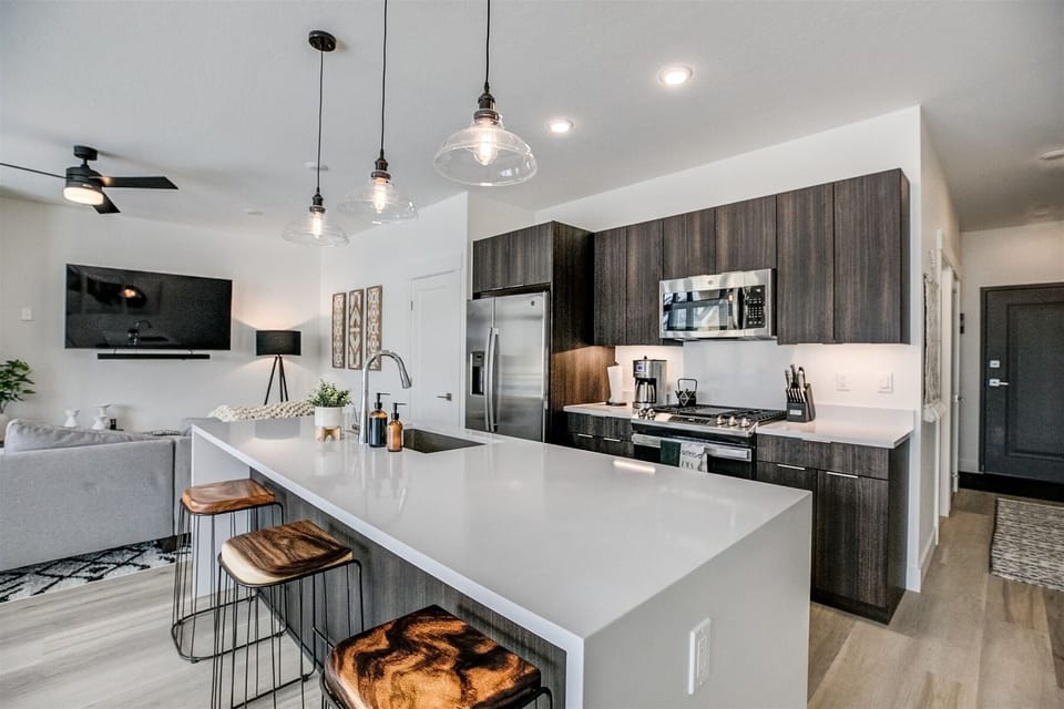 Ample prep space