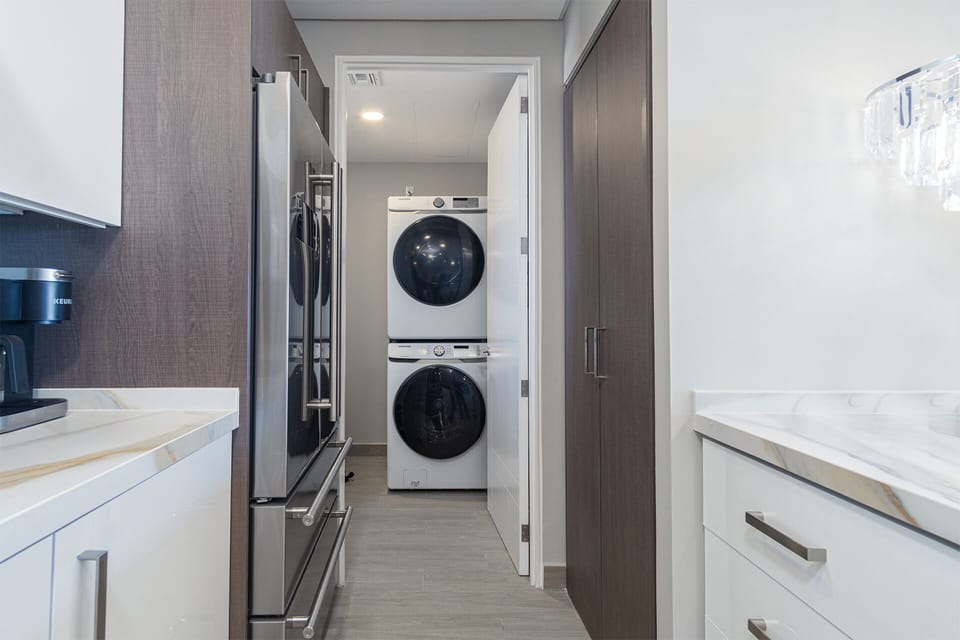 the washer dryer in the utility room