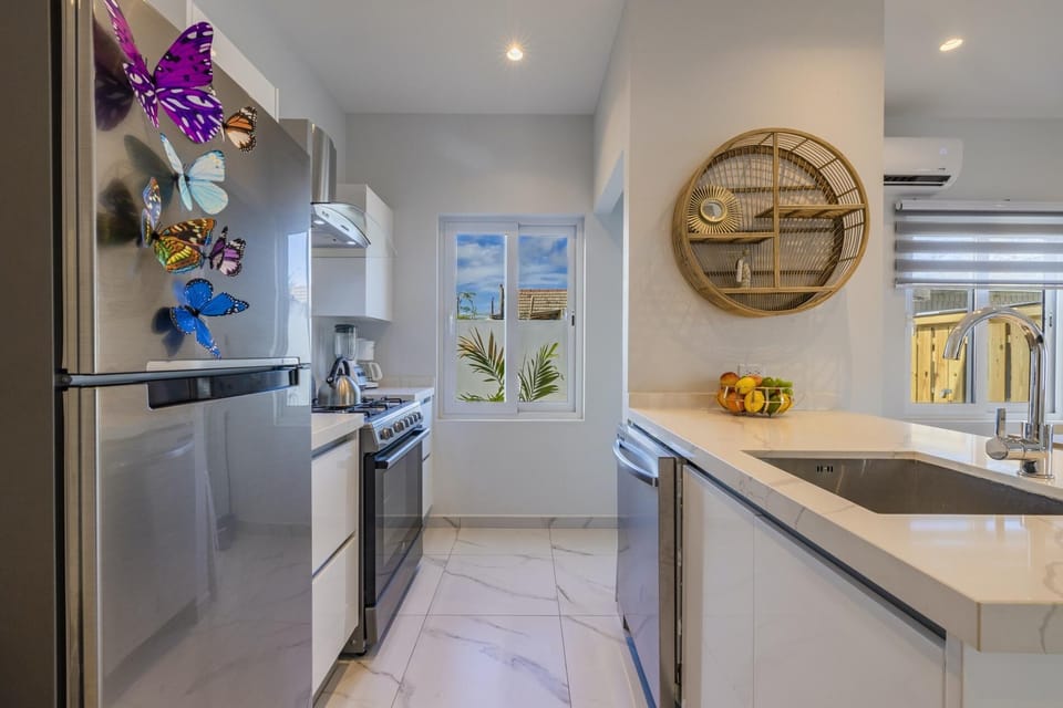 There is a private kitchen ideal for kitchen lovers