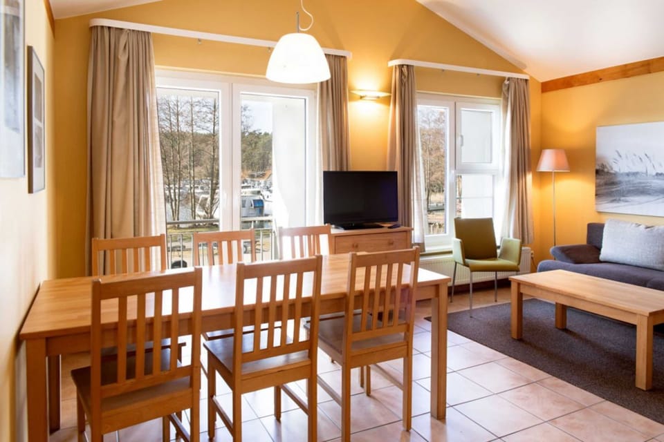 Eldenburg 3 - Urlaub am See - Ferienwohnungen auf dem Fischerhof Eldenburg Apartment in Waren