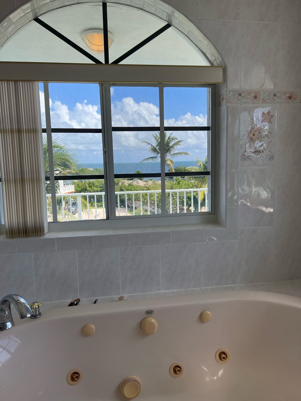 Master tub with ocean view. 