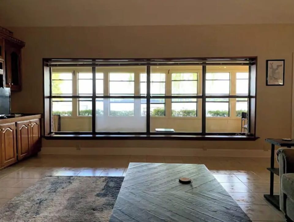 living room/sunroom view