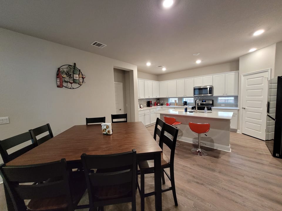 Dining table sits 8