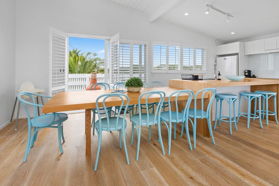 Dining/Kitchen