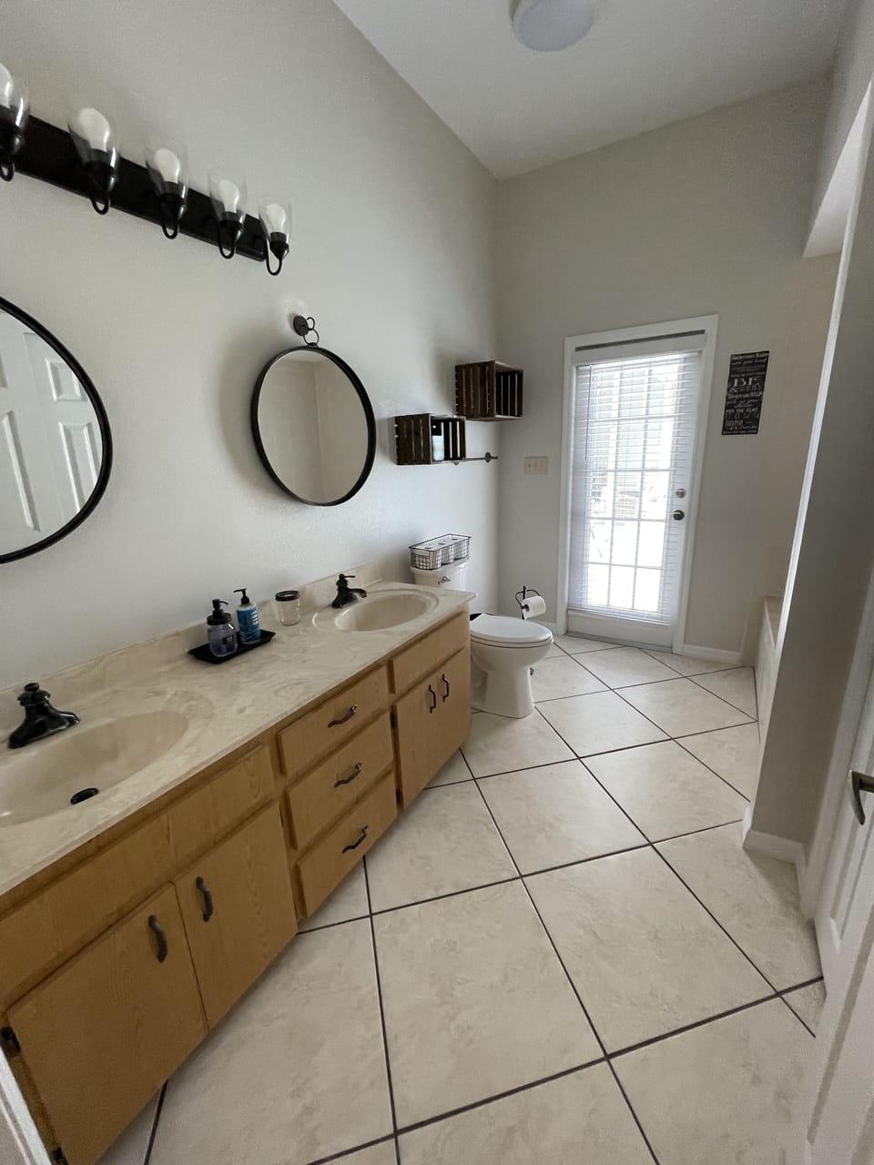 2nd Bathroom