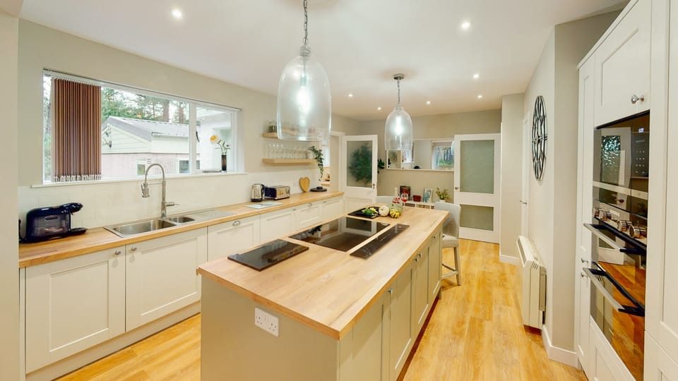 High spec kitchen perfect for family meals