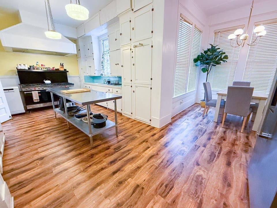 Main kitchen, ground floor.