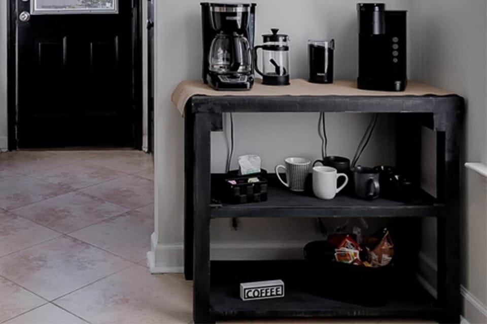 Coffee Bar I Keurig I Drip Coffee Machine I French Press I Whole Beans I Bean Grinder