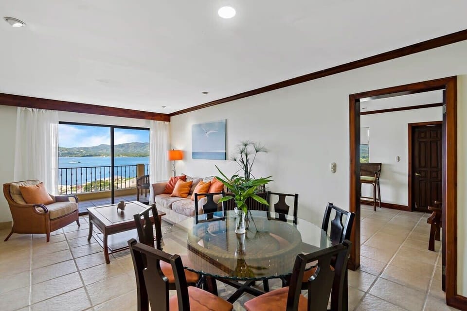 Dining & Living Area