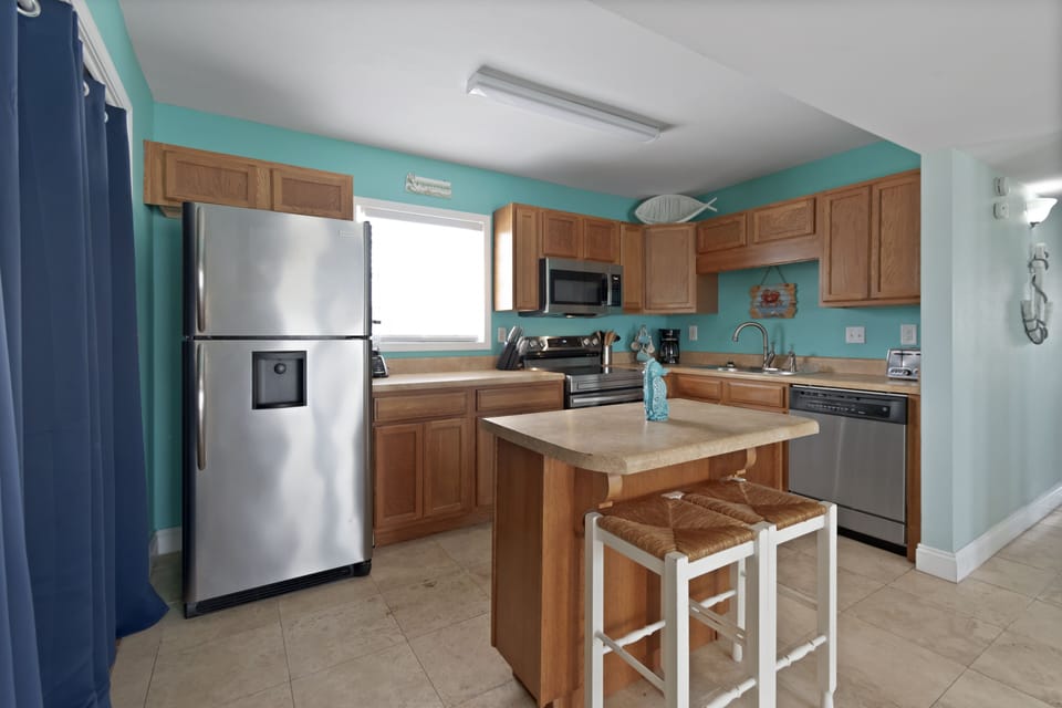 Breakfast bar seating for 2