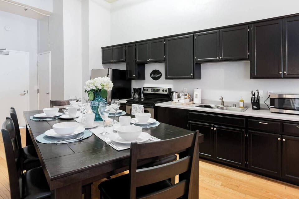 Full Kitchen & Dining area are integrated with the living room loft with high ceilings to give you the feeling of lots of space