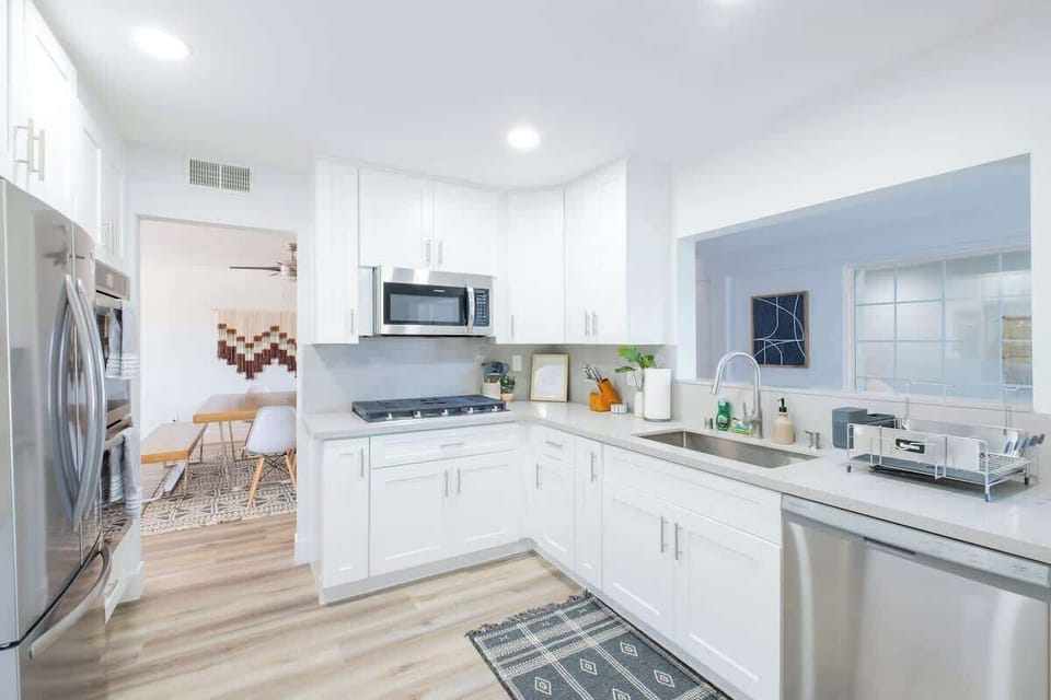 You’ll love cooking up all your family favorites in the modern, fully equipped kitchen