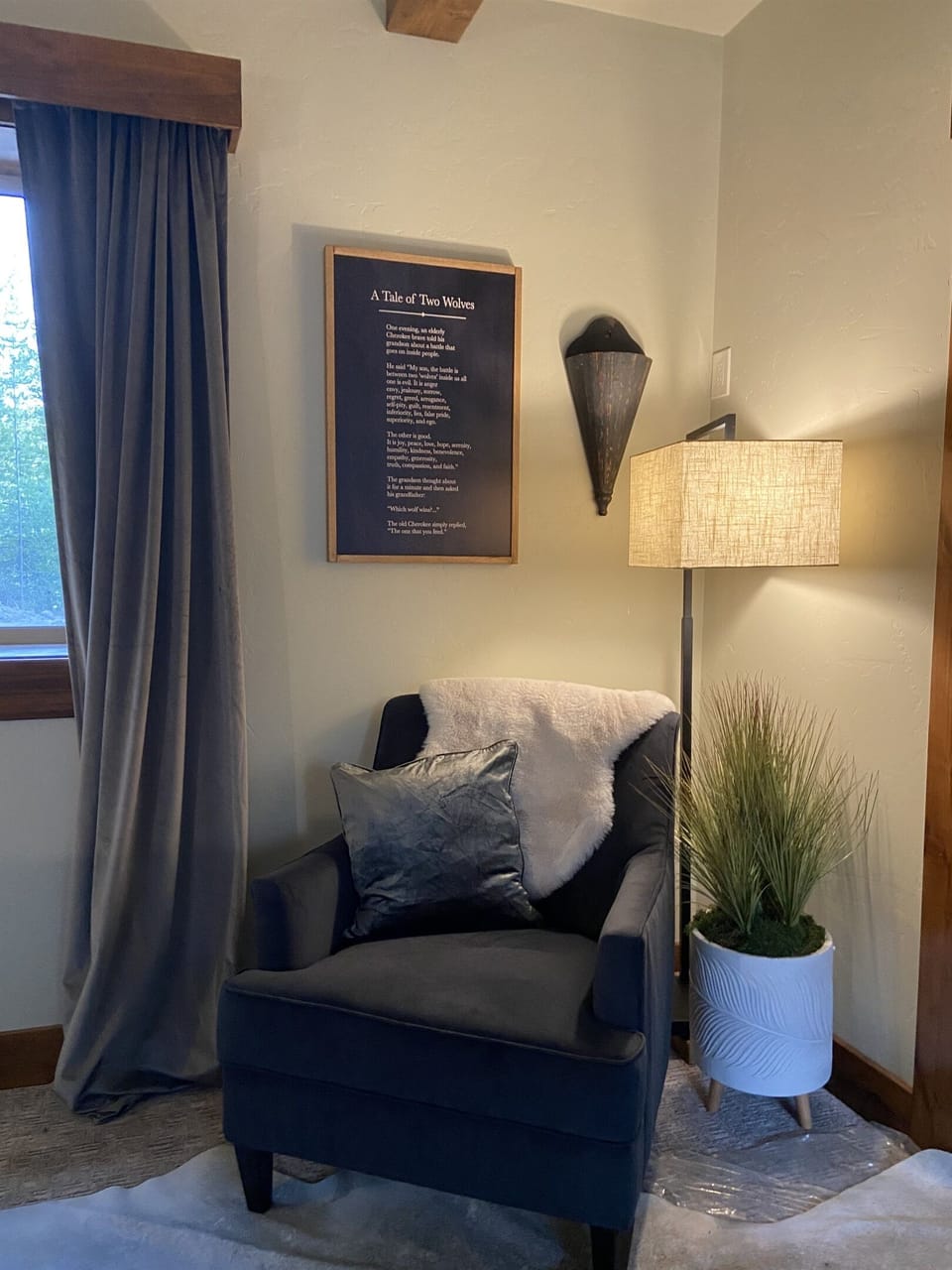 Master Bedroom Suite #3 (c)