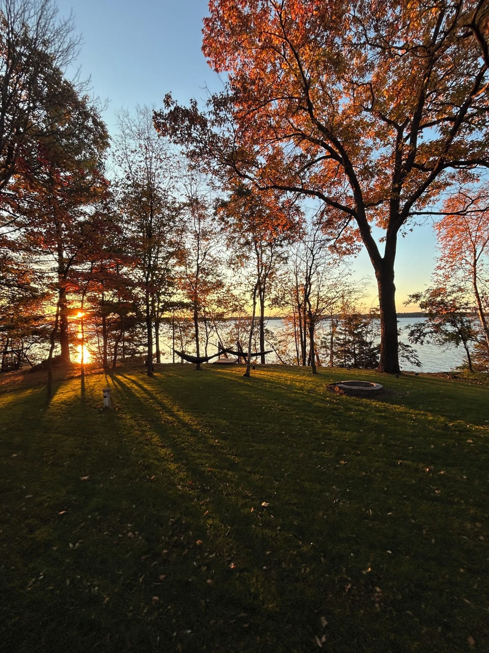 Sip coffee from the leather swivel chairs and watch the sun rise over Whitefish