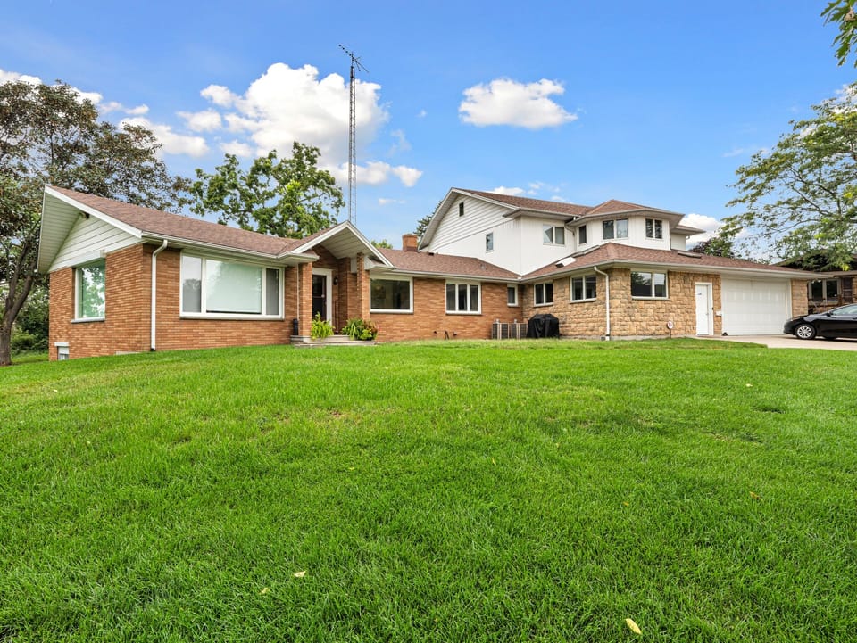 Your rental rooms on the left.